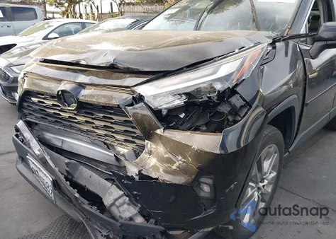 2022 Toyota Rav4 Xle Premium z USA, uszkodzony, nr VIN 2T3C1RFV3NC185151